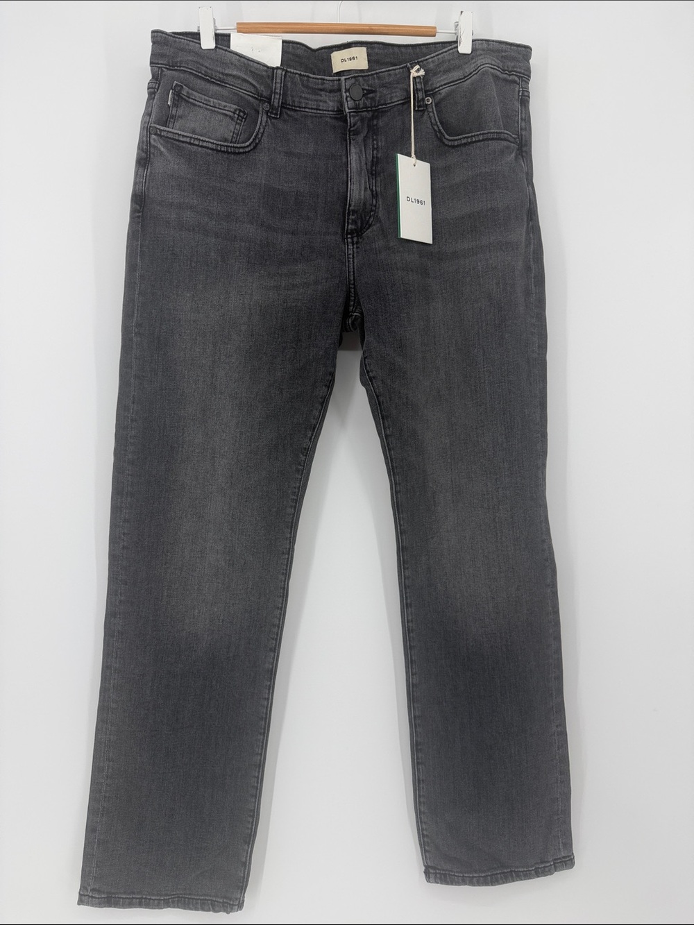DL1961 Avery Relaxed Straight Jeans‎ 38x32 Gray Wash NWT $208